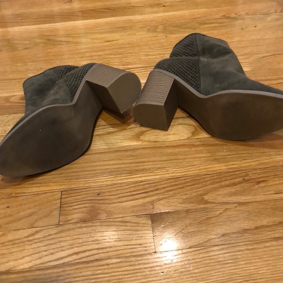 Universal Thread Boots - Picture 4 of 4